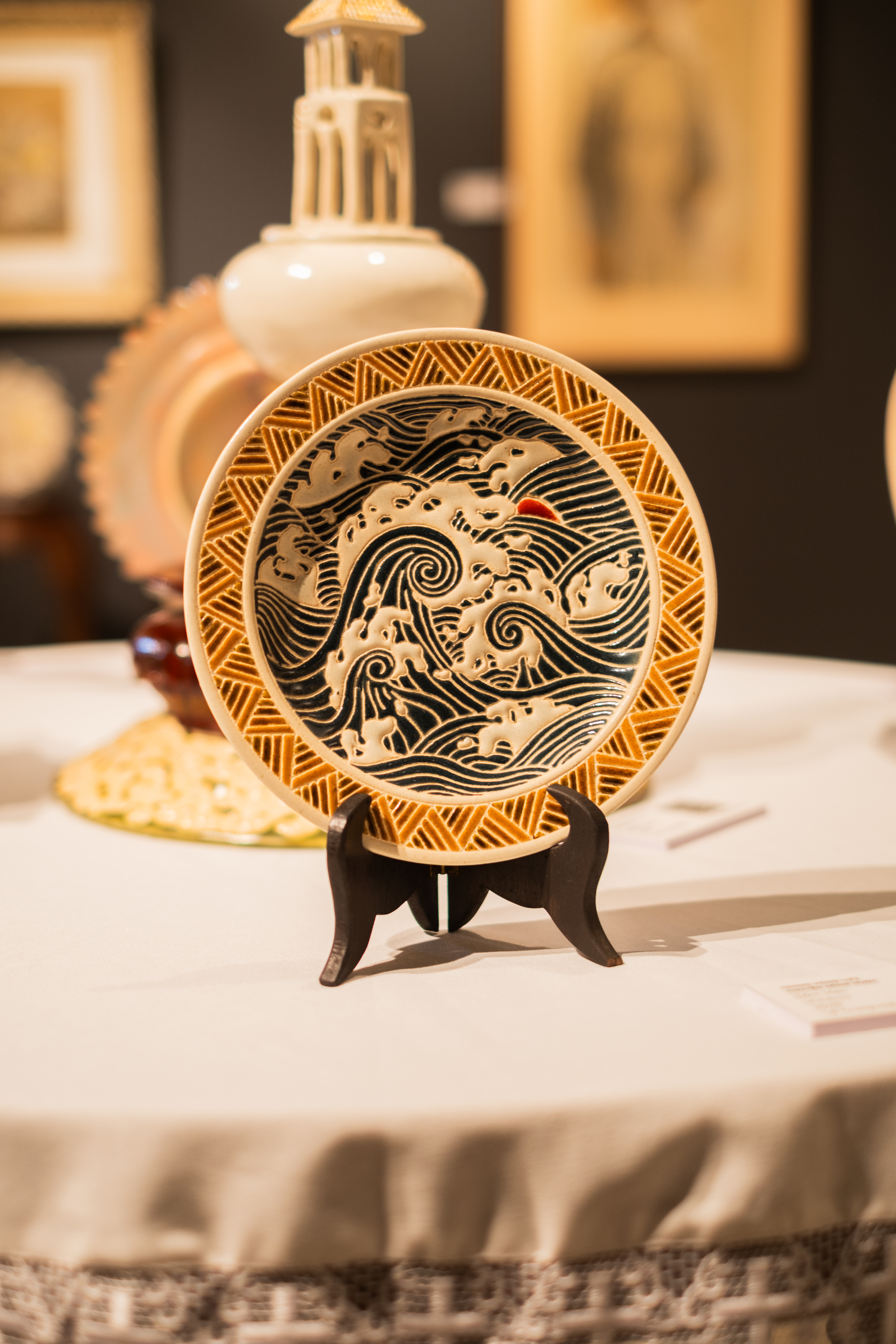 “Việt hóa” đức tin trên gốm Biên Hòa